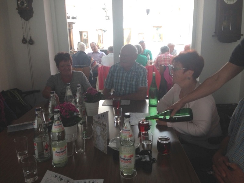 Abschluss im Besen